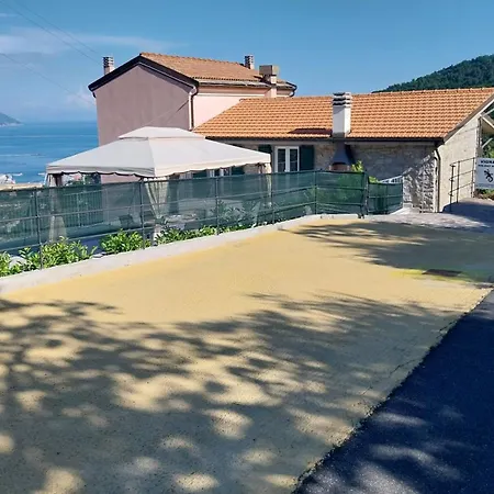 Vignale House ラ・スペツィア
