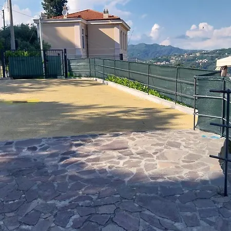 בית נופש Vignale House לה ספציה