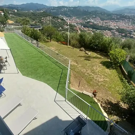 Holiday home Vignale House