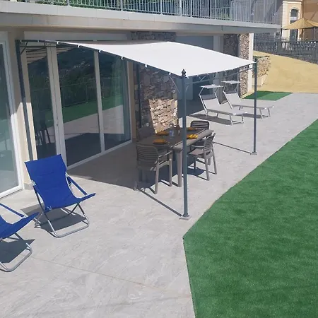 Vignale House Semesterbostad La Spezia