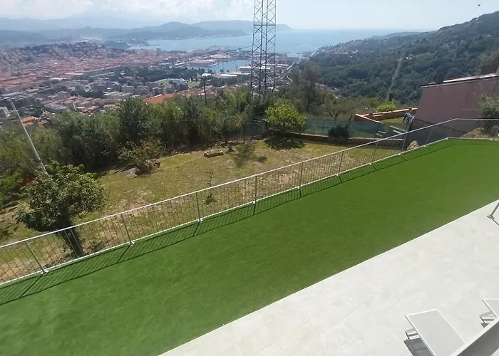 Vignale House * La Spezia